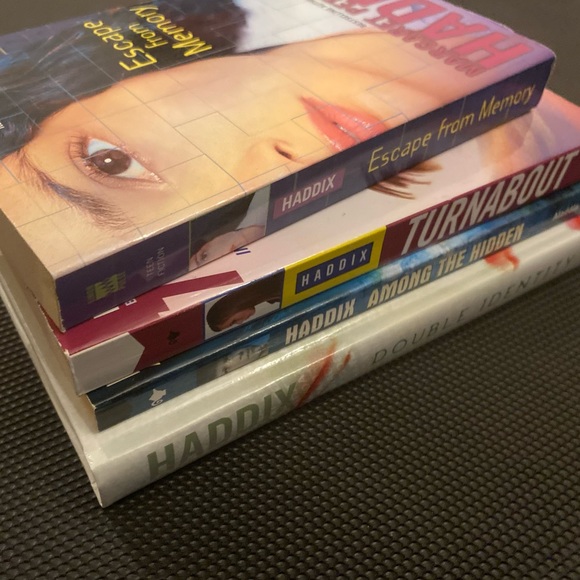 🎉2/20 Set of 4 Margaret Peterson Haddix YA Novels Sci Fiction Adventure Books - Picture 4 of 6